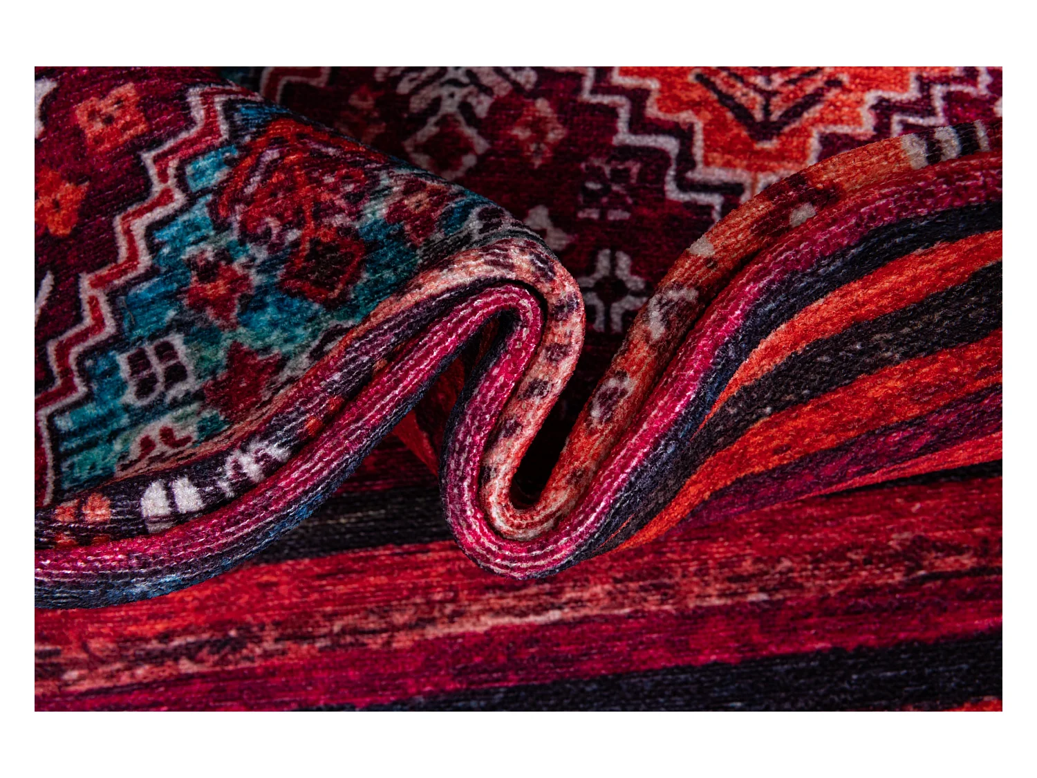 Tapis 65x185 rouge Kriens Attai