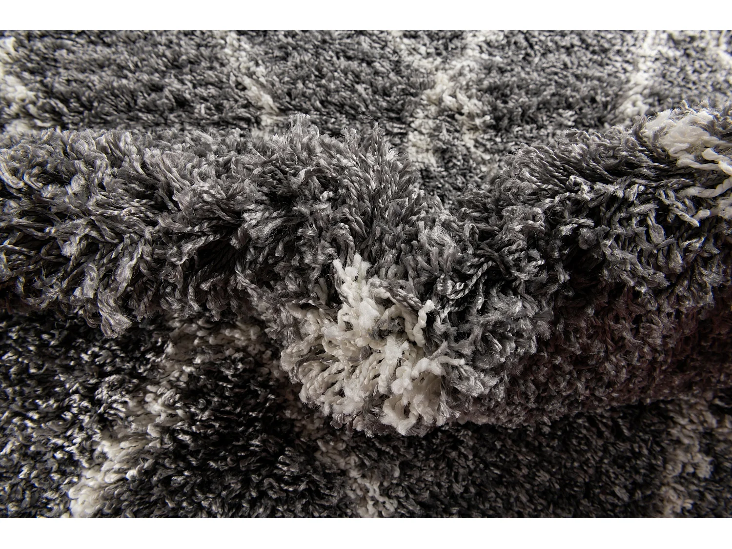 Tapis shaggy 62x185 gris pierre Lachen Fence