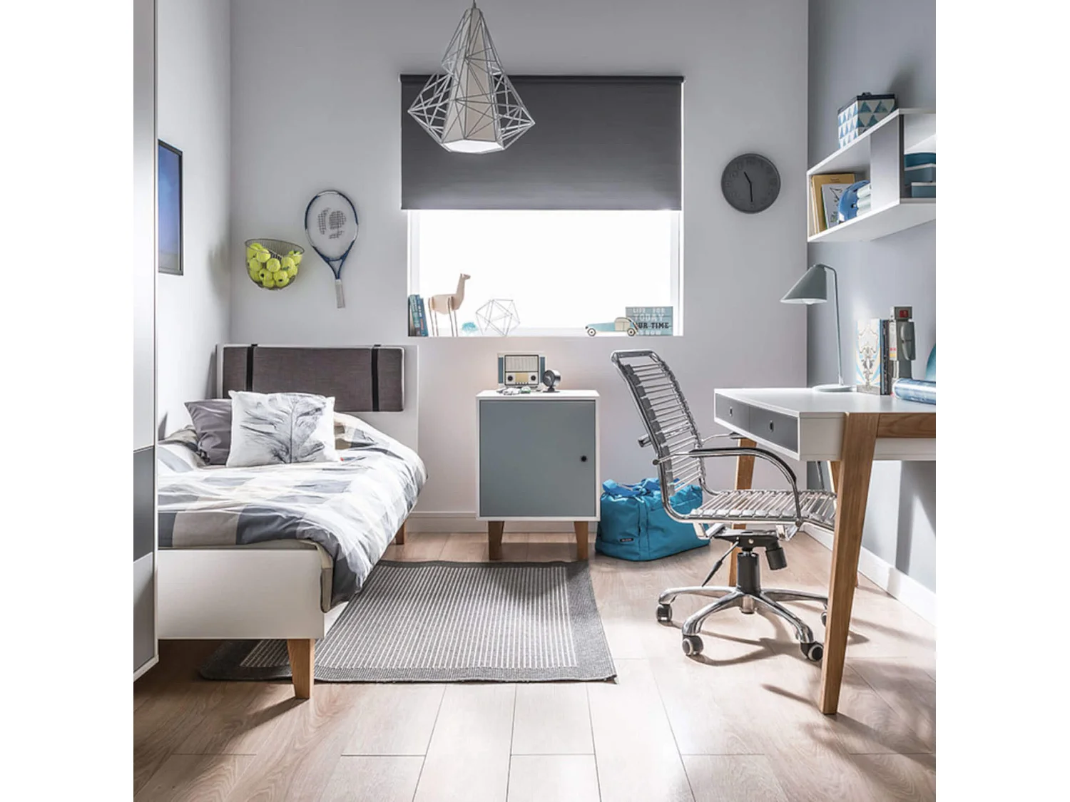 Chevet 1 porte en bois avec pieds en chêne massif bleu - CH17021