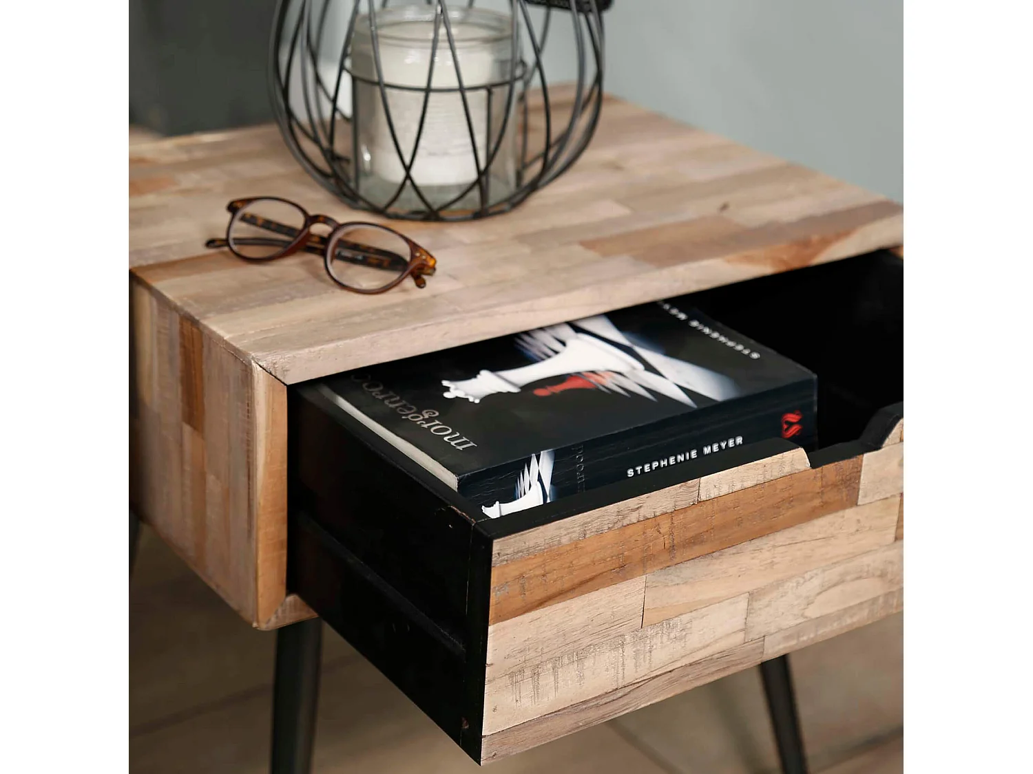 Chevet 1 tiroir en bois massif recyclé avec pieds métalliques - CH18031