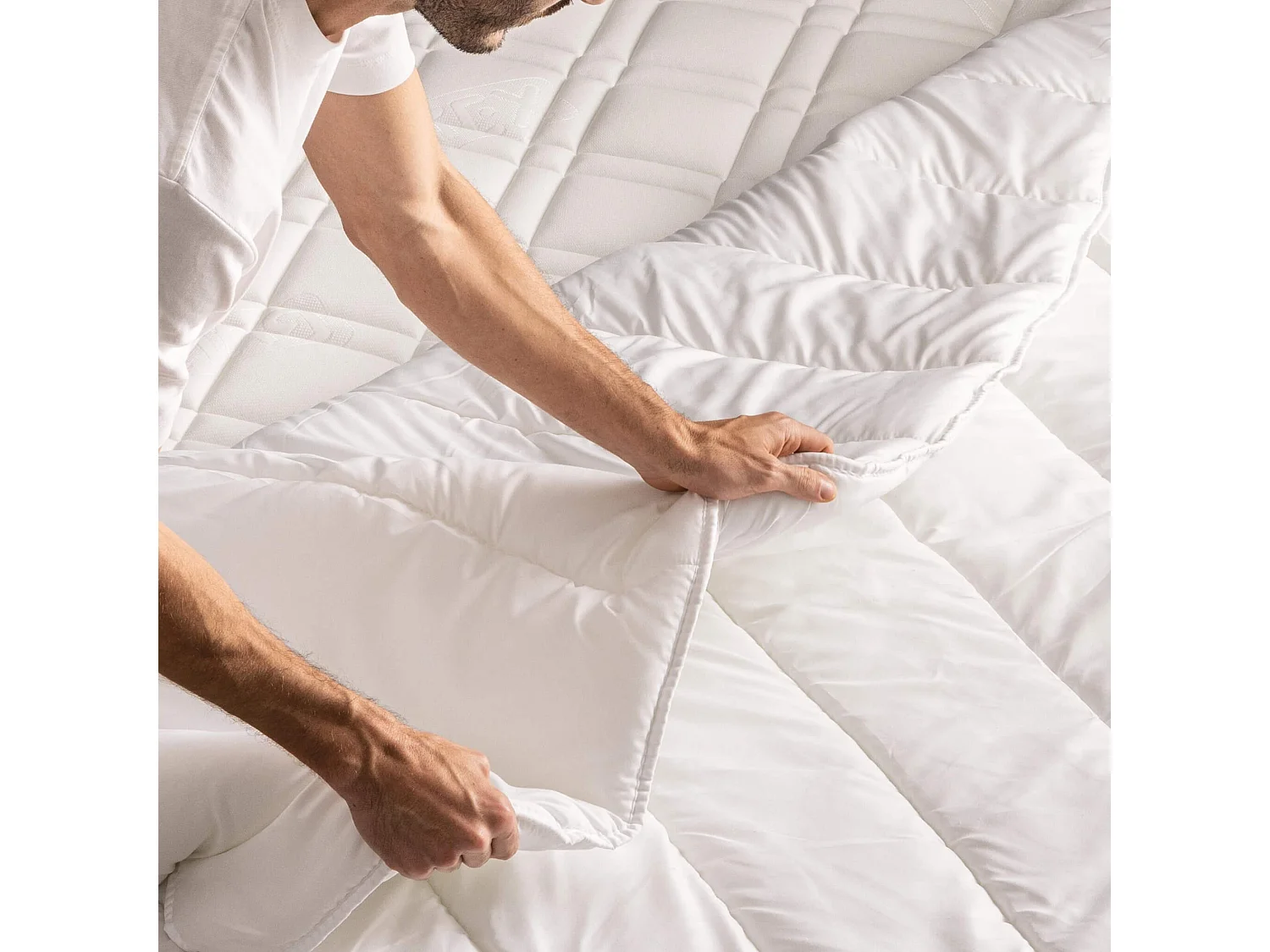 Couette Bultex hypoallergénique tempérée 300g 260x240