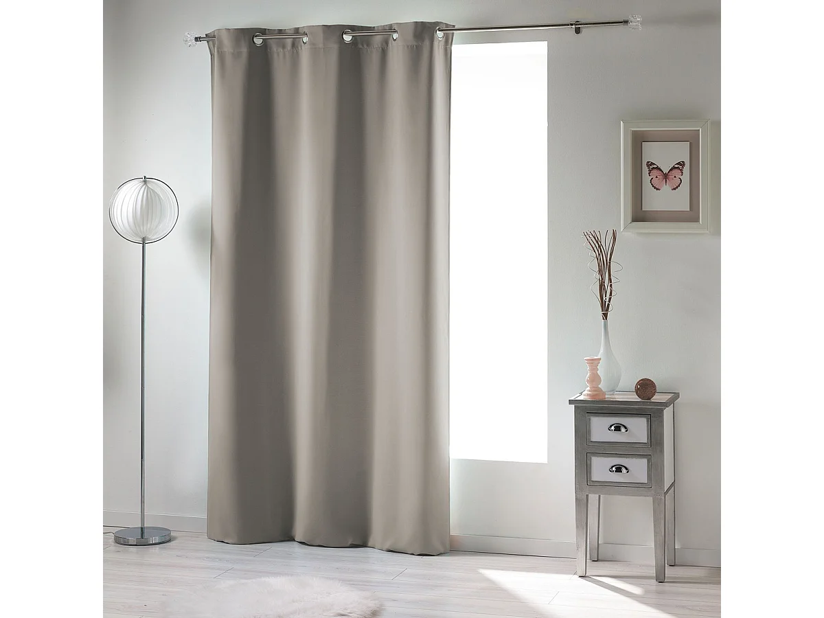 Einfarbiger Verdunkelungsvorhang mit Ösen 135 x 240 cm