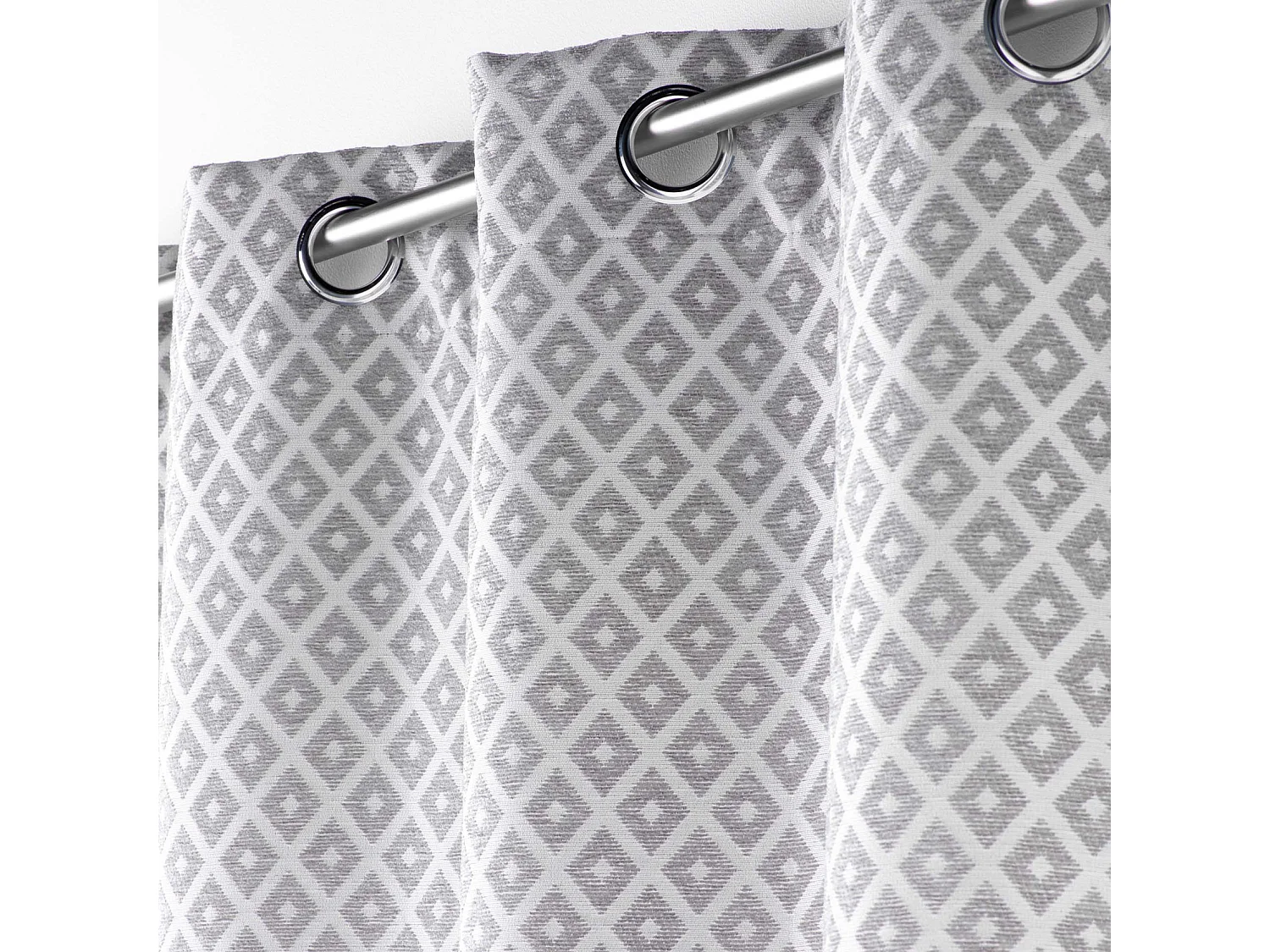 Cortina jacquard con estampado de rombos 140 x 260 cm