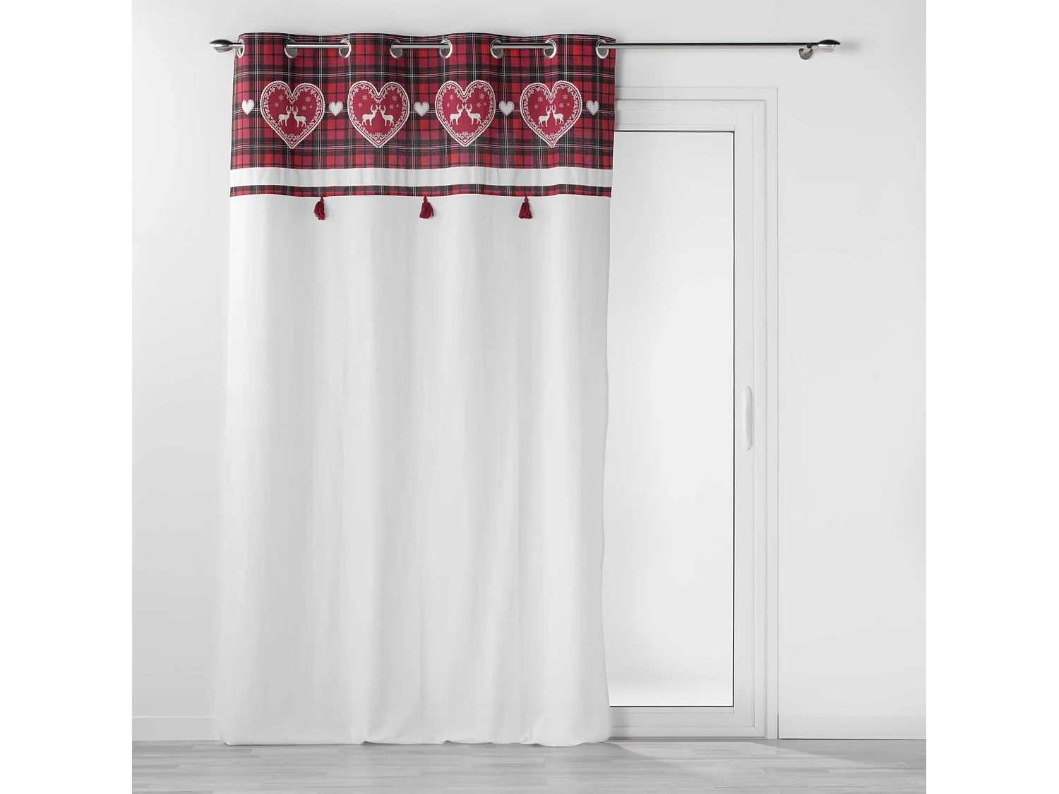 Siebter Vorhang mit karierter Verblendung 140 x 240 cm