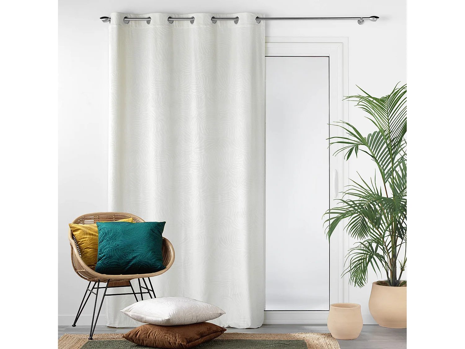 Cortina opaca de terciopelo en relieve 140 x 240 cm