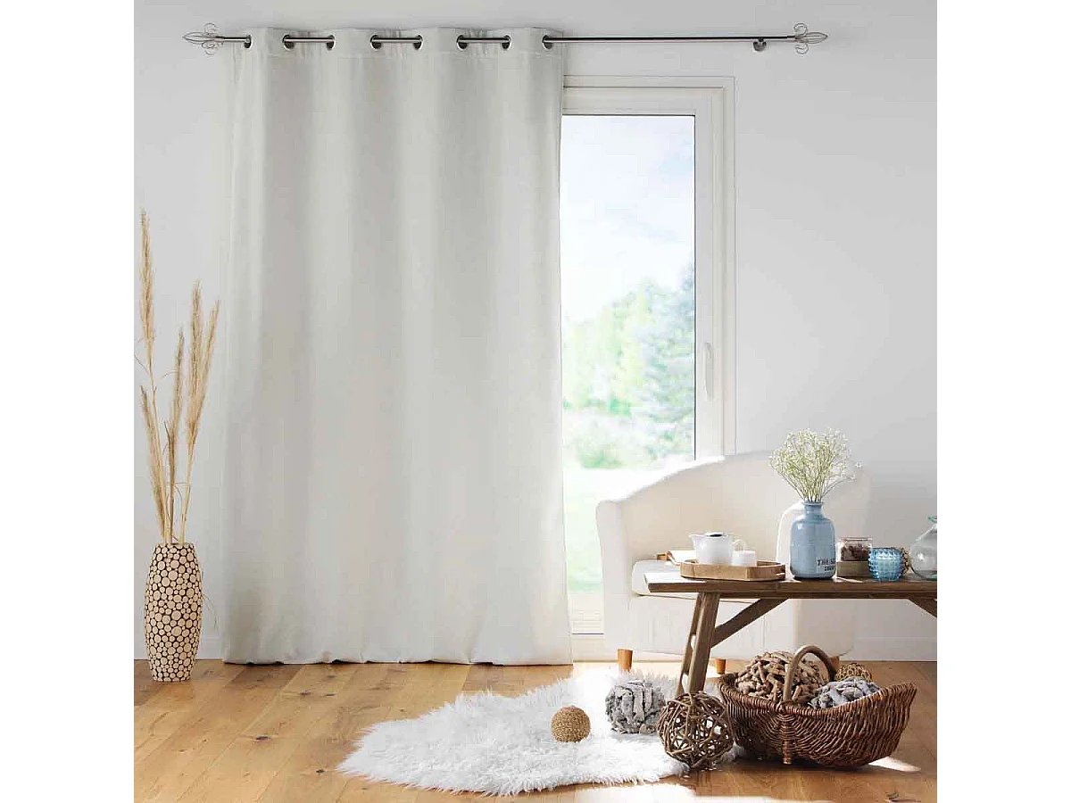 Cortina aislante con forro polar