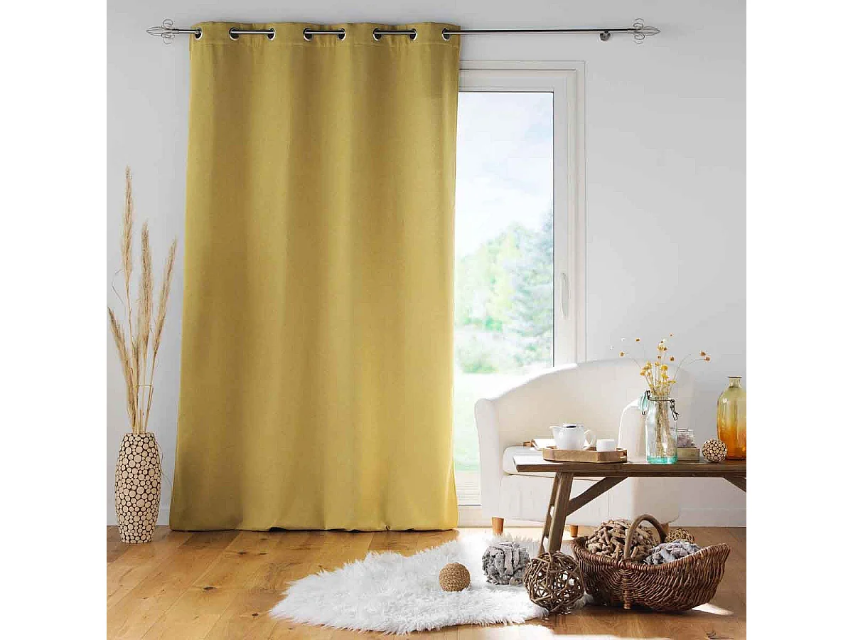 Cortina aislante con forro polar