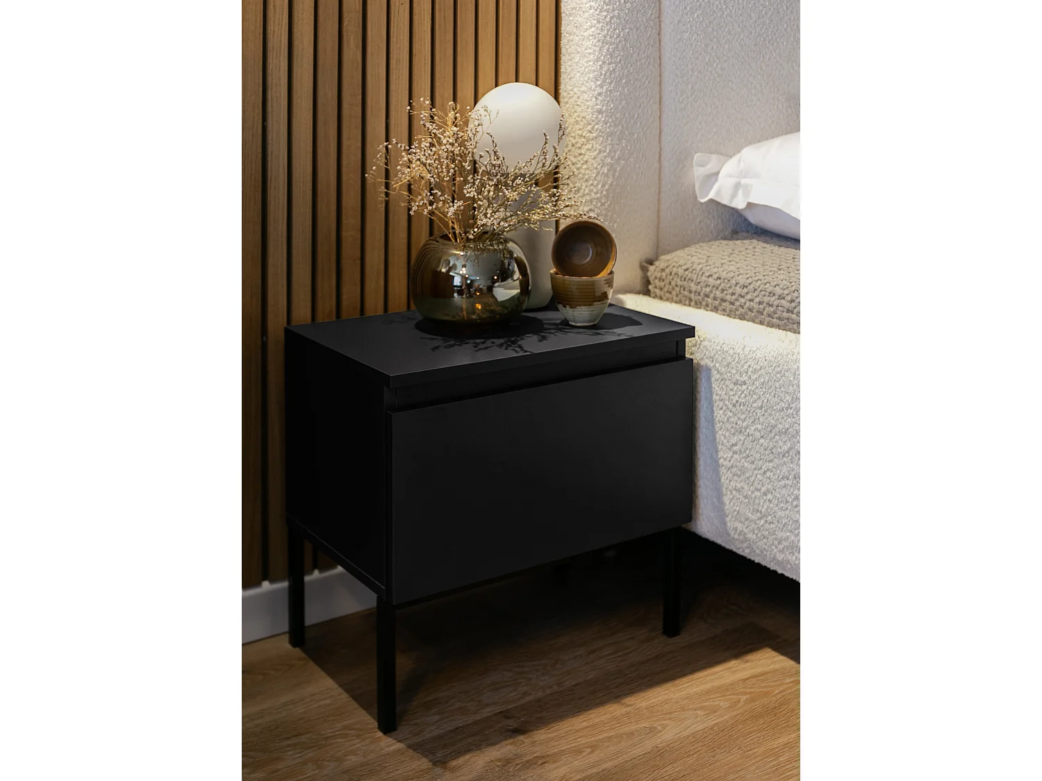 Table de chevet  - noir avec pieds noirs - Bemmi