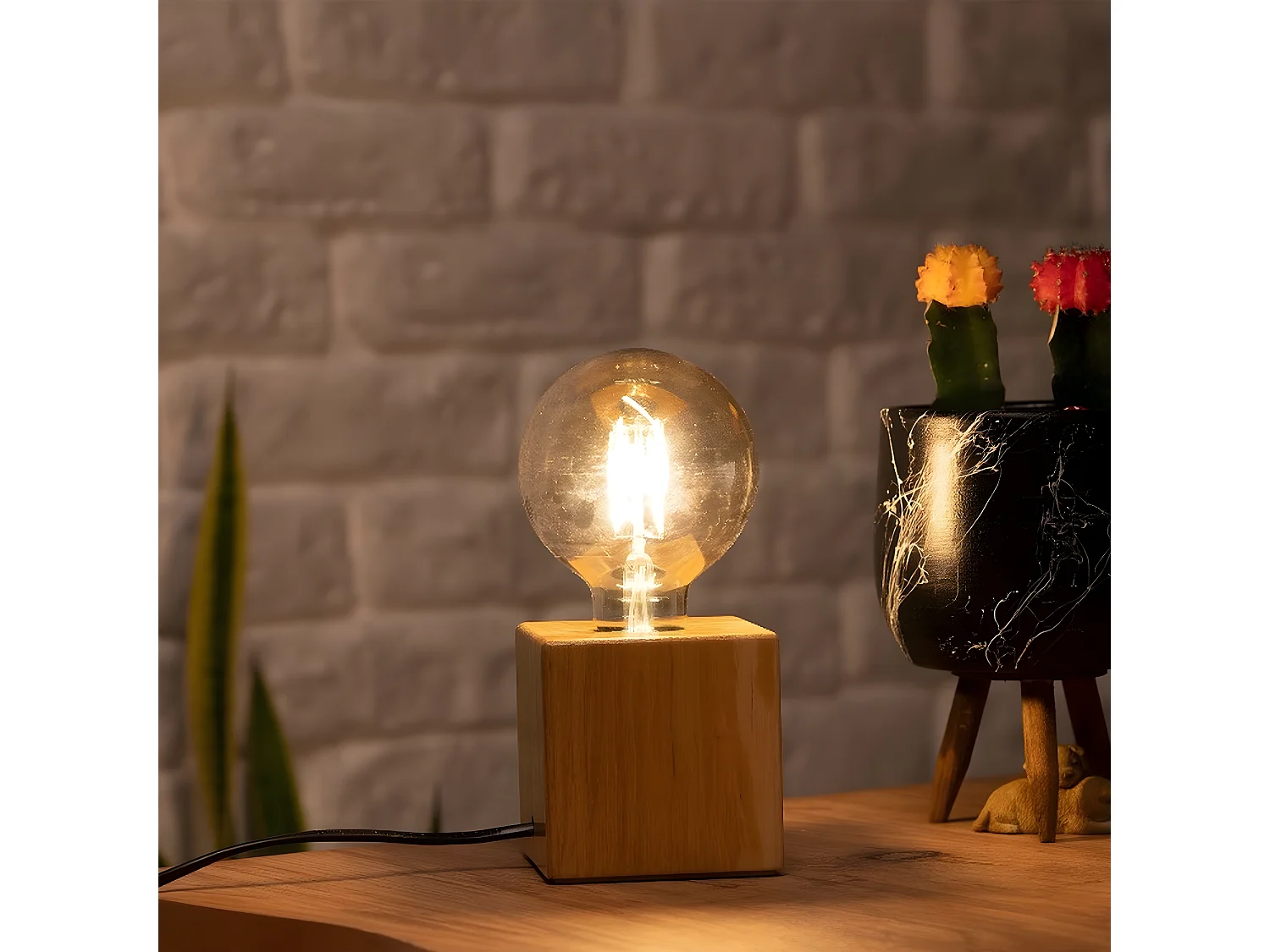 Lámpara de Mesa Sondrio, Roble, 10x10x10 cm, EPIKASA