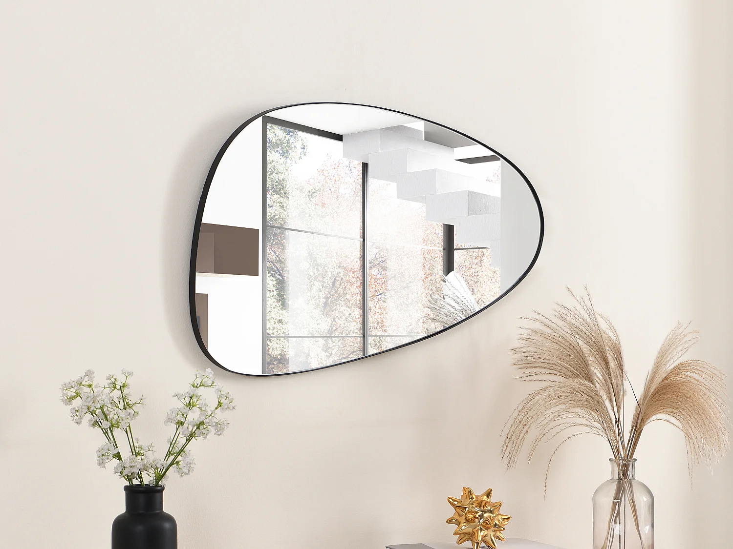 Miroir organique en métal - L. 72 x H. 35 cm - Noir - MANAROLA