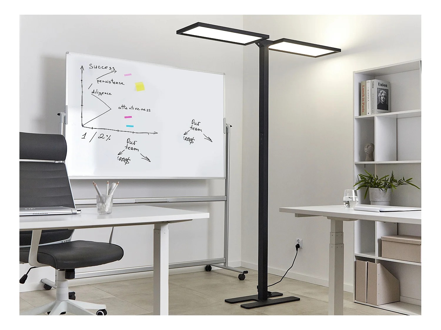 LED staande lamp SCULPTOR Met bewegingssensor Metaal Zwart