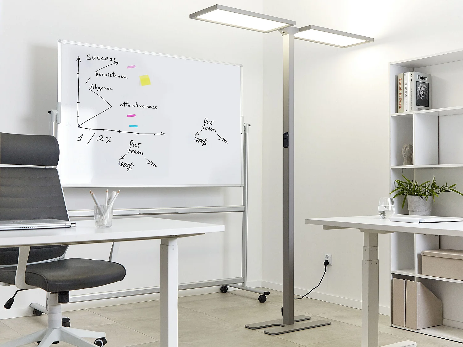 LED Stehlampe SCULPTOR mit Bewegungsmelder Metall Silber