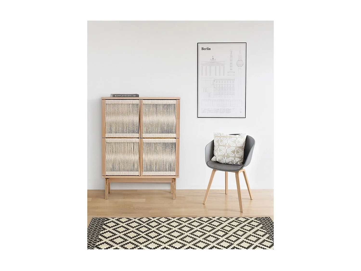 Vaisselier Design 4 Portes "Lilla" 122cm Naturel