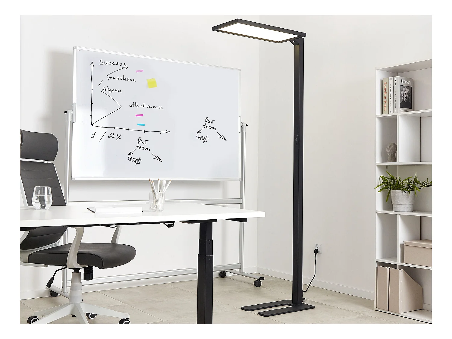 LED-Stehlampe Metall schwarz mit Bewegungsmelder Touch-Funktion dimmbar Orion