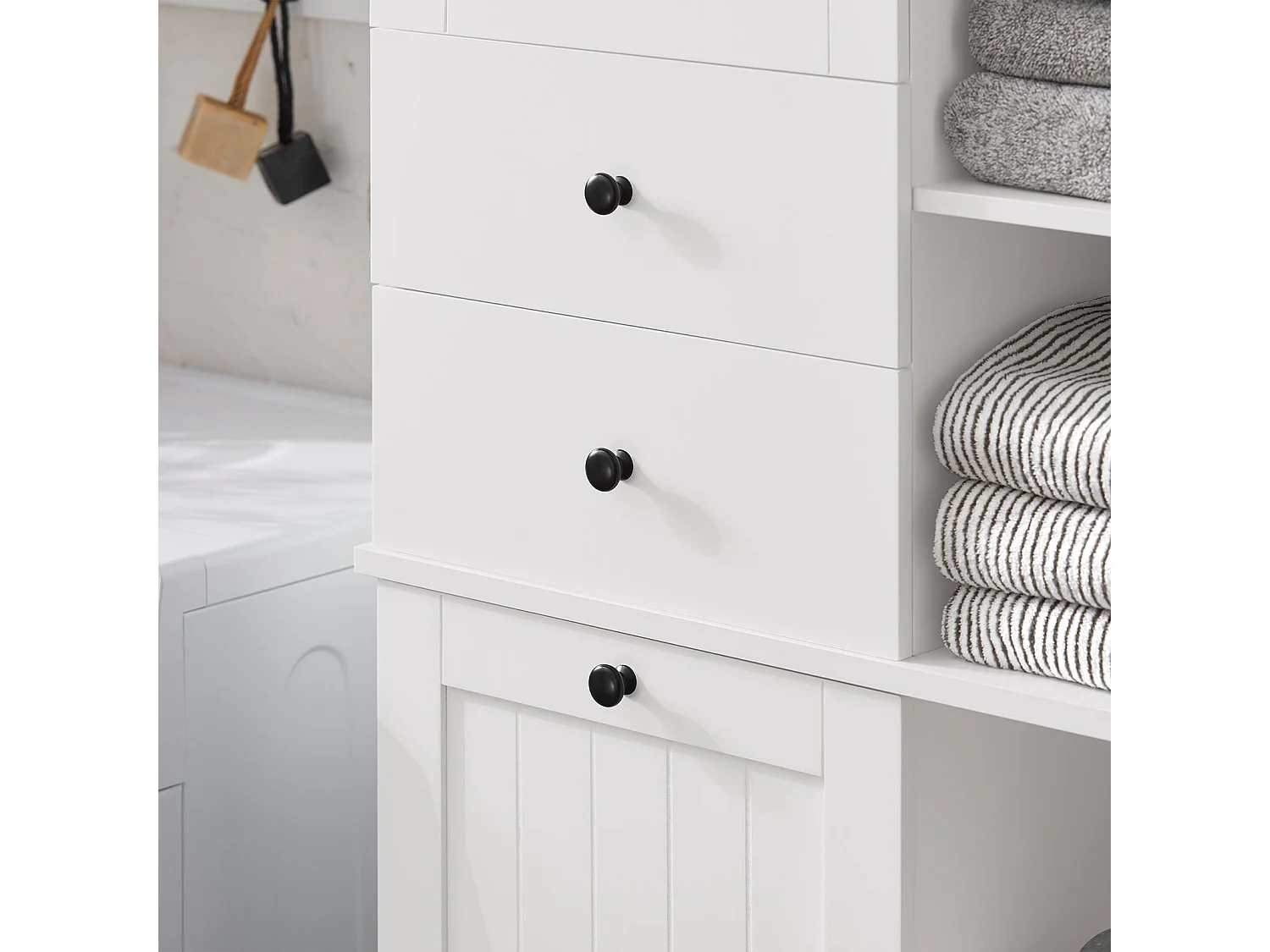 SoBuy Badkamerkolommeubelkast Hoog Toiletkast Opbergmeubel voor badkamer, wasruimte, met 2 deuren en 2 laden, 6 planken en 1 wasmand, 60x37x171cm, BZR104-W