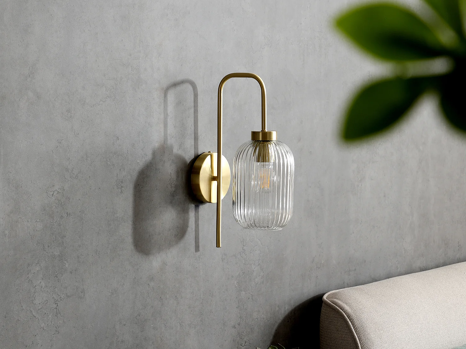 Aplique de parede vintage em metal e vidro C25xL14xA41 cm dourado - LOUXOR