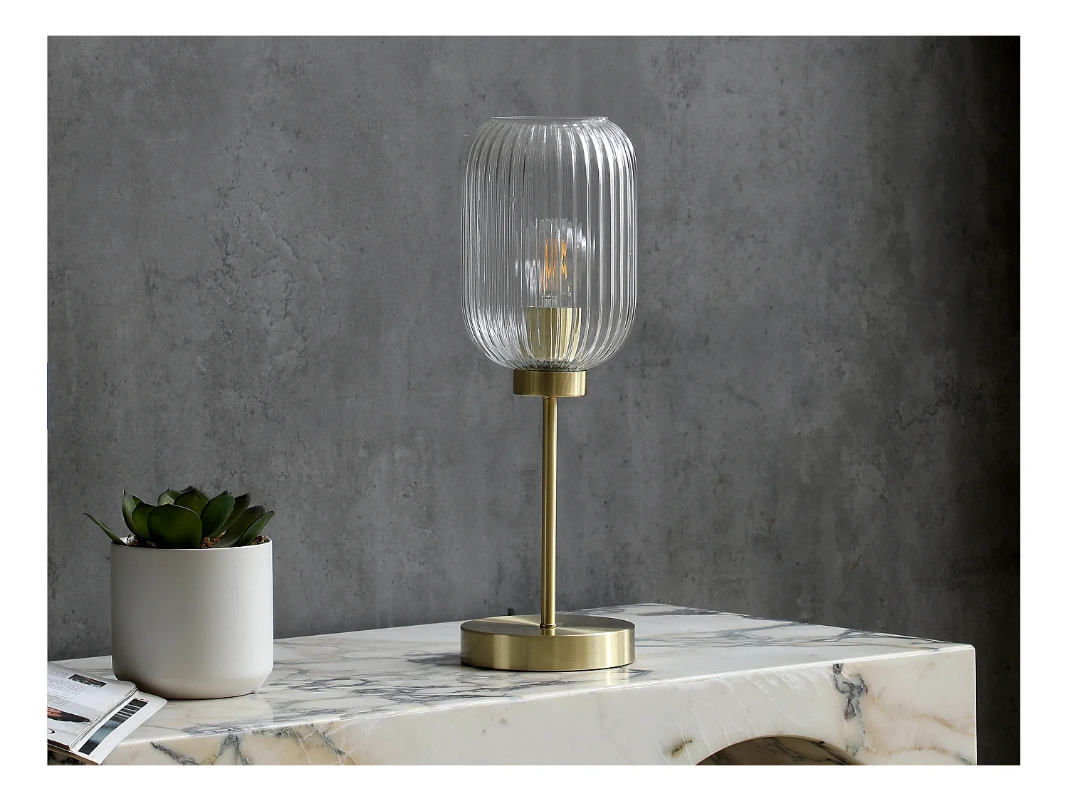 Lampa stołowa vintage z metalu i szkła - dł. 14 x szer. 14 x wys. 43,5 cm - Złoty - LOUXOR
