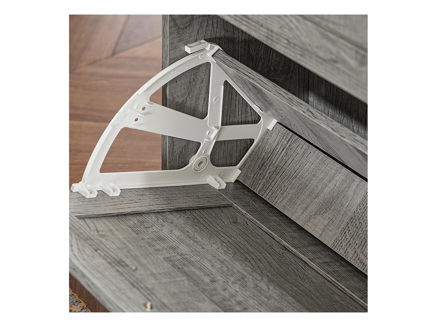 Szafka na buty z 3 drzwiami FSR137-L-HG