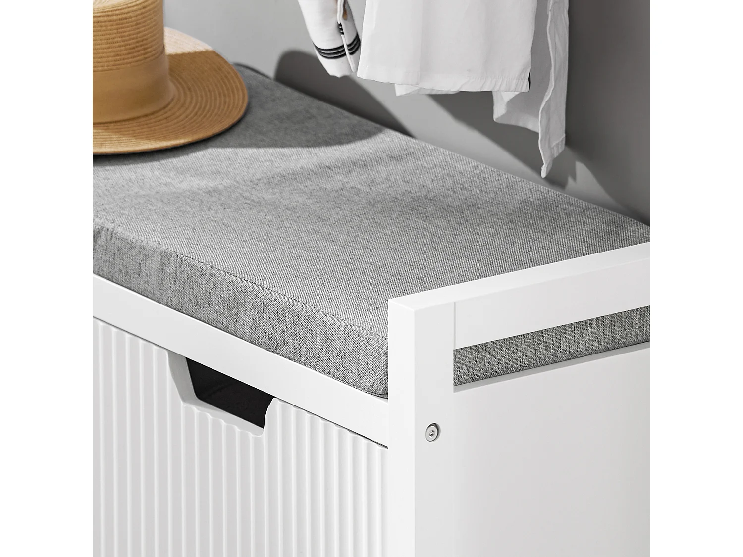 Banco Zapatero con 2 Puertas con Rayas Verticales Armario Multifuncional para Entrada con Acolchado Cojín 91 x 30 x 50 cm Blanco FSR146-W SoBuy ES