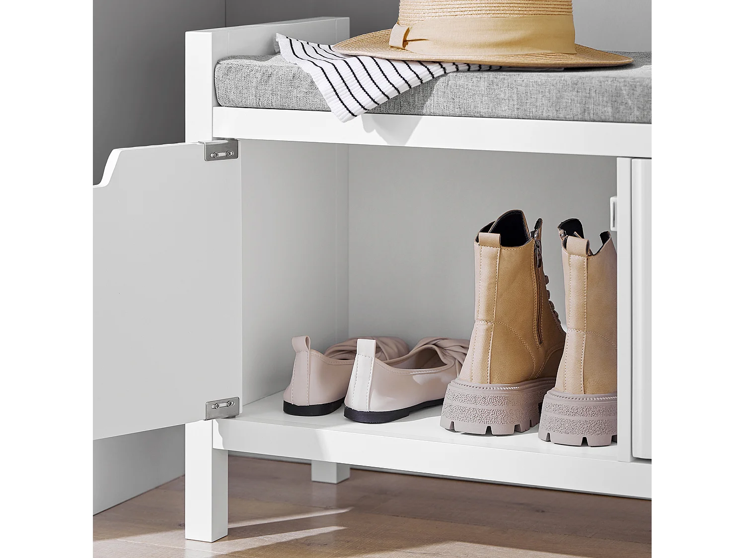 Banco Zapatero con 2 Puertas con Rayas Verticales Armario Multifuncional para Entrada con Acolchado Cojín 91 x 30 x 50 cm Blanco FSR146-W SoBuy ES