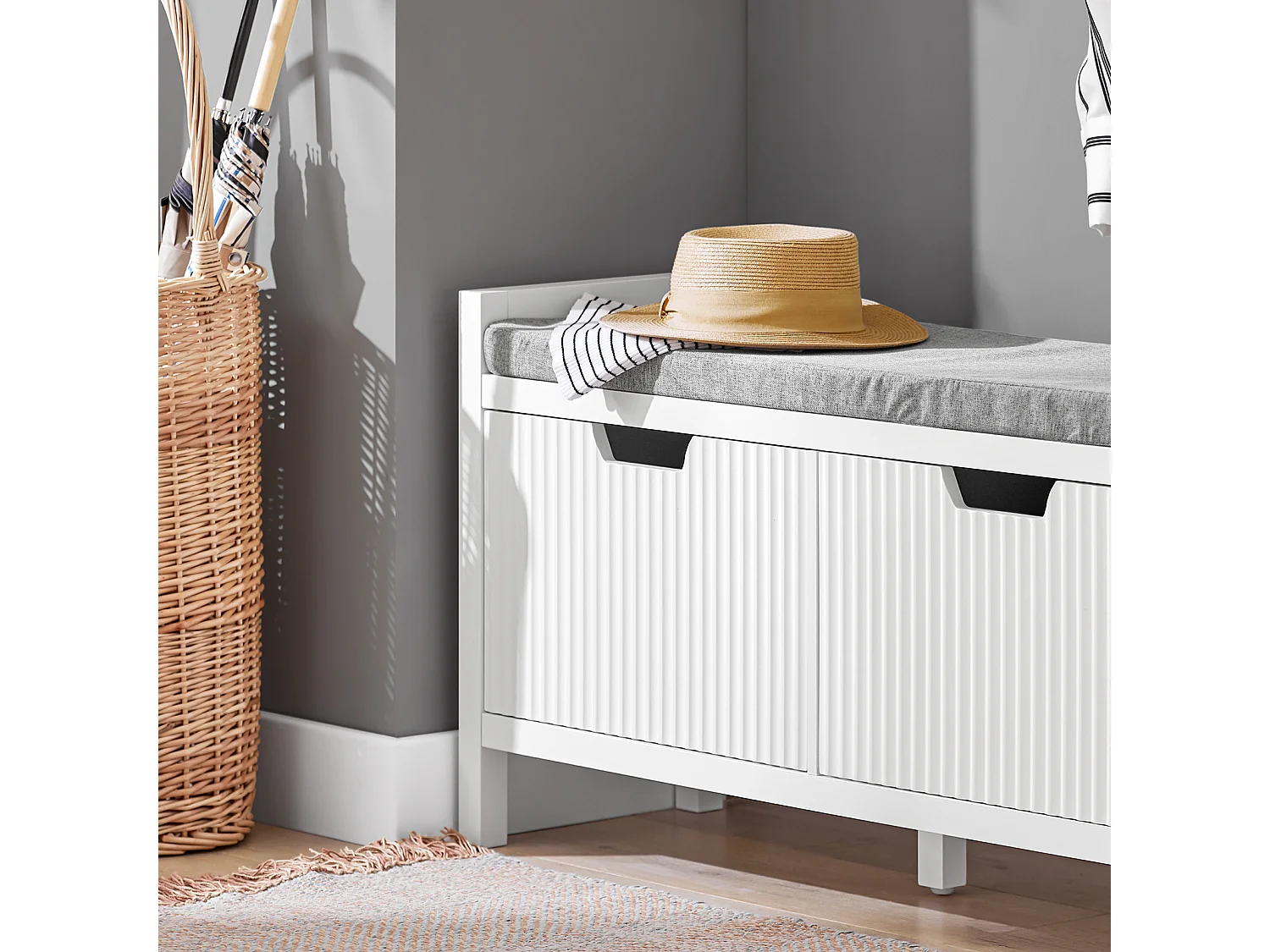 Banco Zapatero con 2 Puertas con Rayas Verticales Armario Multifuncional para Entrada con Acolchado Cojín 91 x 30 x 50 cm Blanco FSR146-W SoBuy ES