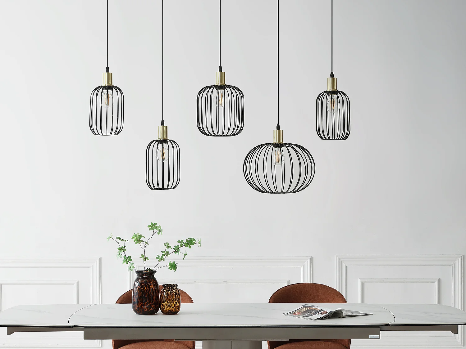 Lustre estilo industrial em metal, 5 abajures, C110 x A125 x L30 cm preto - FATICK