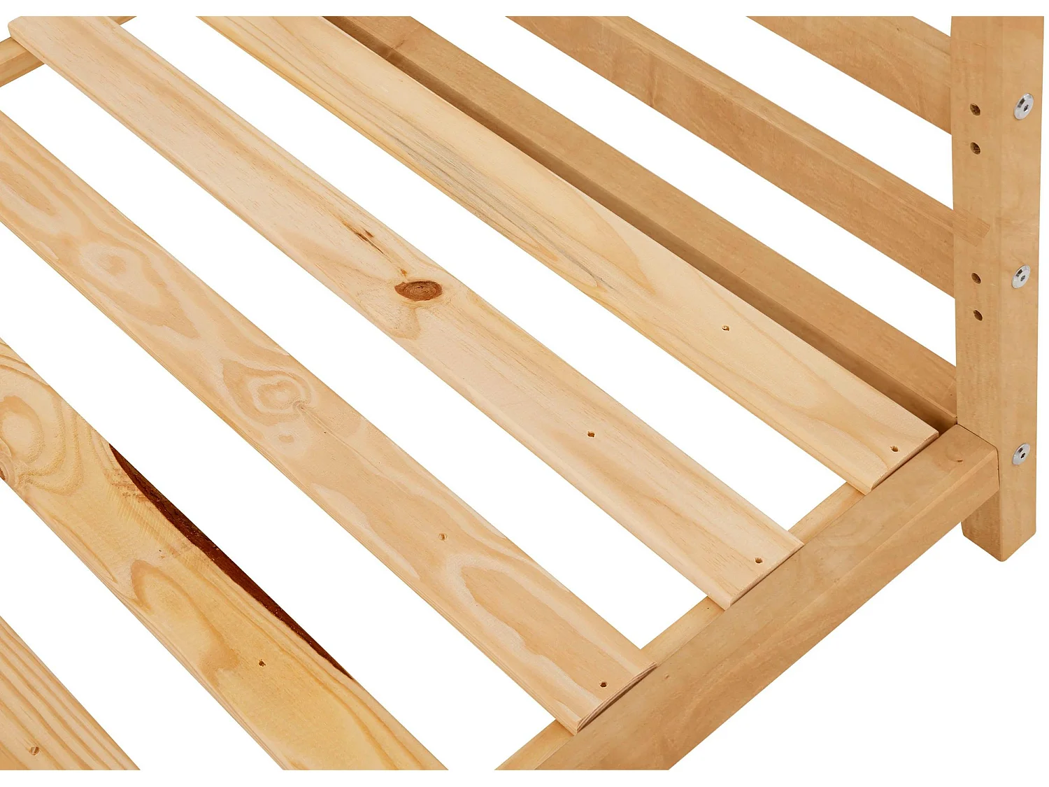 Casa-letto con recinzione