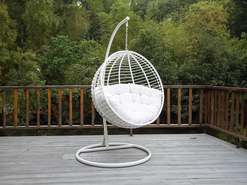 Sillón colgante de resina trenzada - Blanco - BONTOC