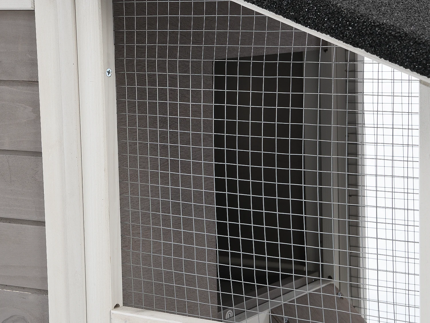 Hönshus med utegård för 4 hönor  i vit och grå trä 173 × 64 × 108 cm LEVAS