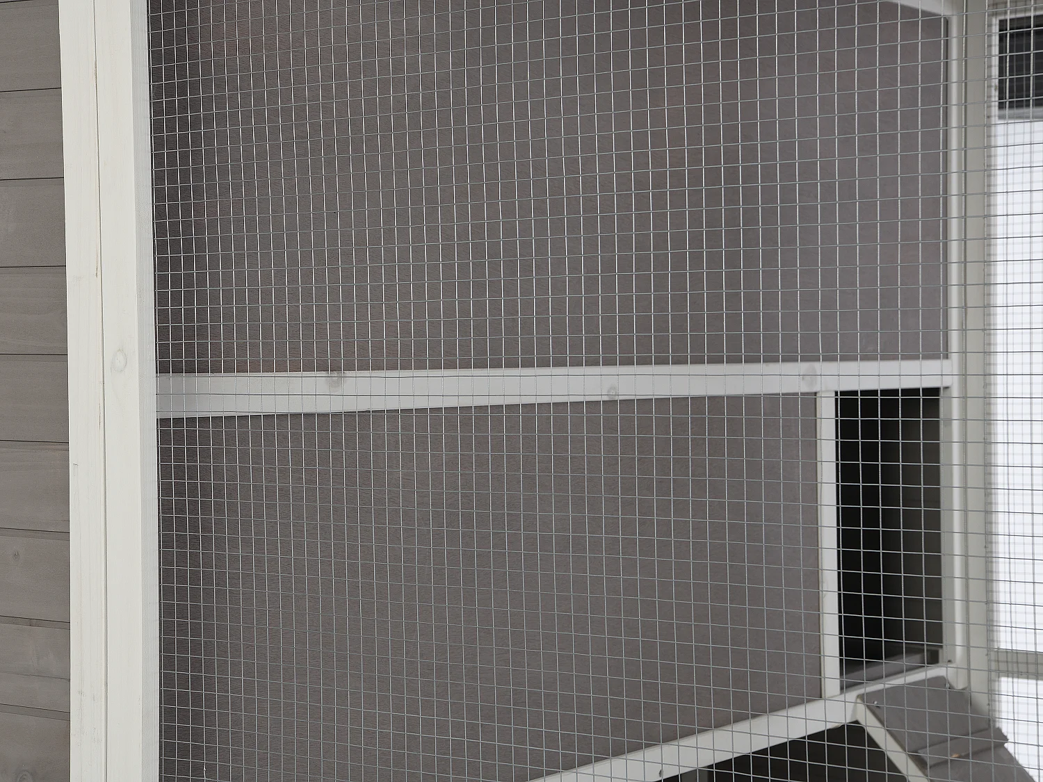 Poulailler en bois avec enclos - 10 poules - L. 266 x P. 174 x H. 205 cm - Blanc et gris - FERAS