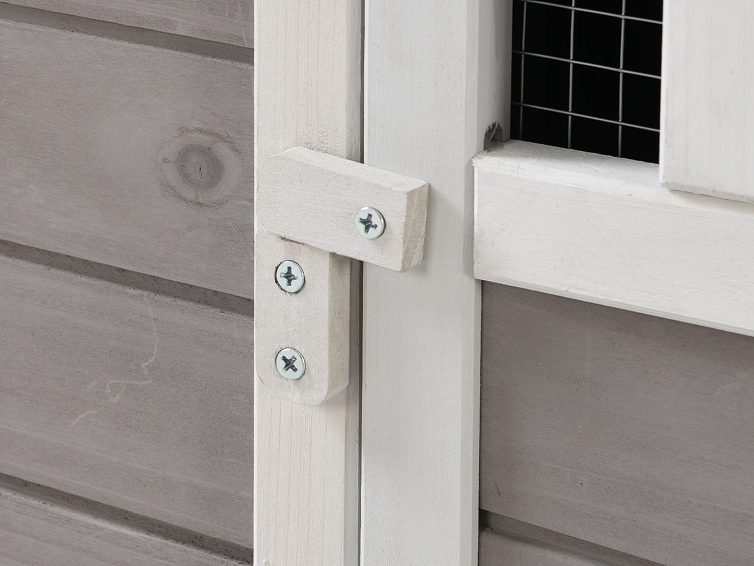 Gallinero de madera con ponedero - 2 gallinas - Ancho 106 x Prof. 64 x A. 71 cm - Blanco y gris - ANSER