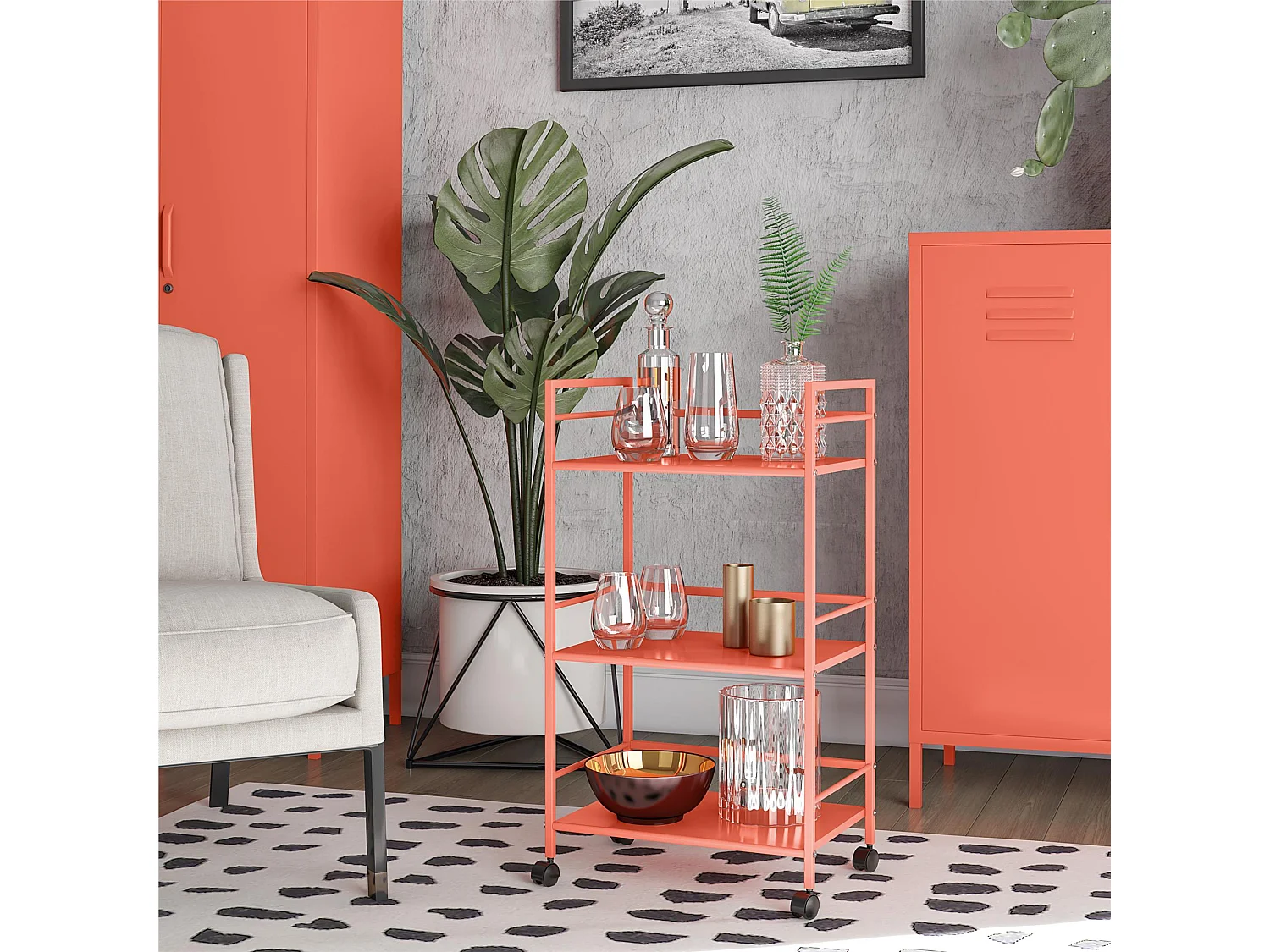 Cache | Chariot à roulettes en métal orange