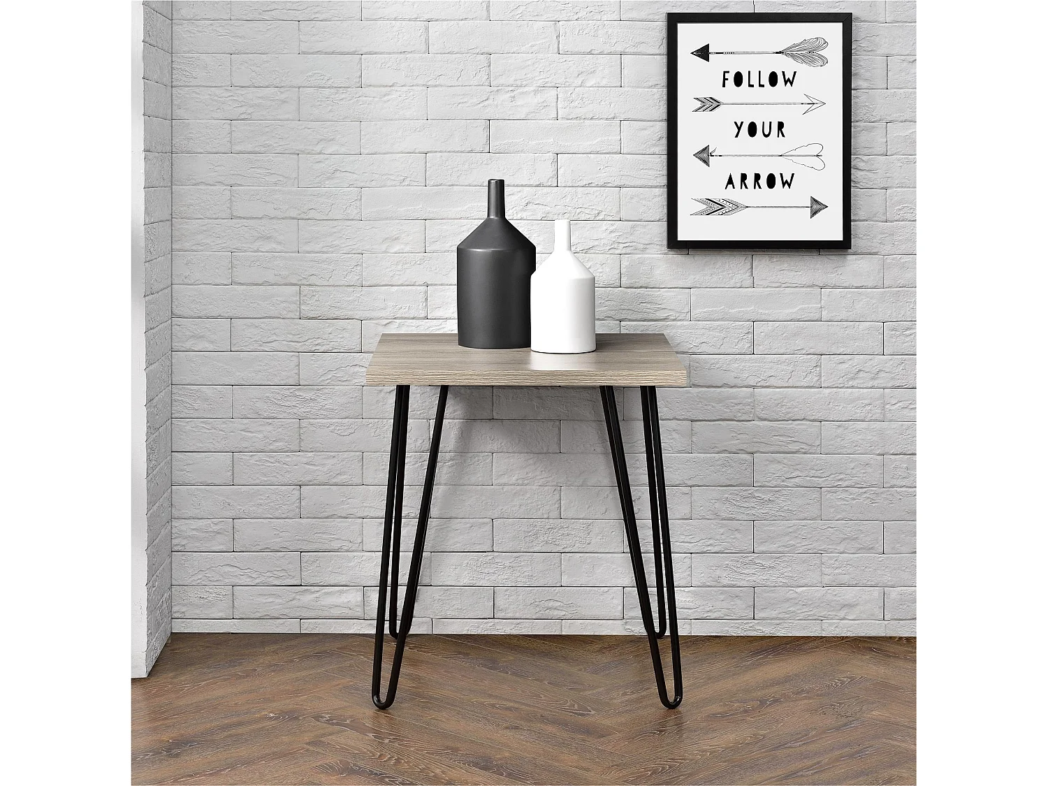 Mesa auxiliar cuadrada en tablero de partículas laminado roble