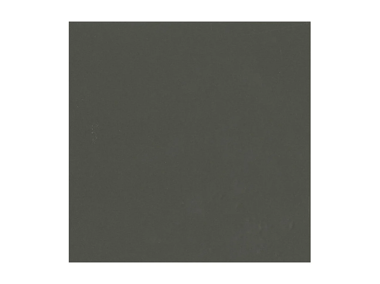 Mesita con tapa elevable y 2 cajones en aglomerado