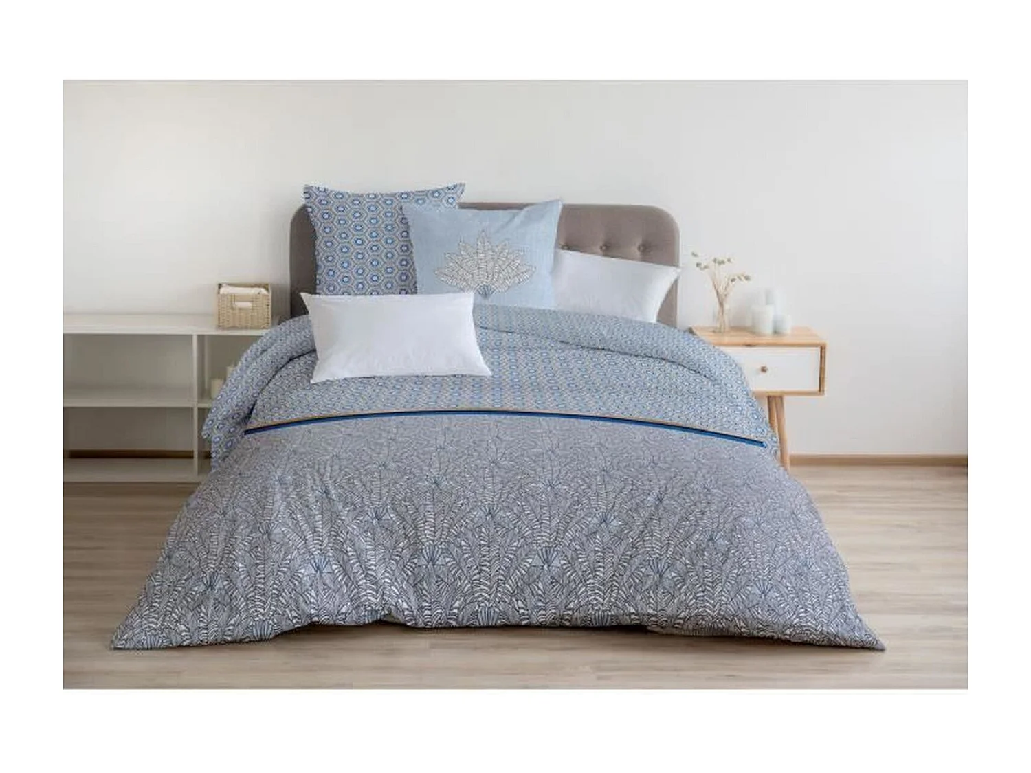 Jogo de capa de edredão 220x240 cm 100% algodão 57 fios Azul e branco com 2 fronhas 65x65 cm - Casa de botão oculta