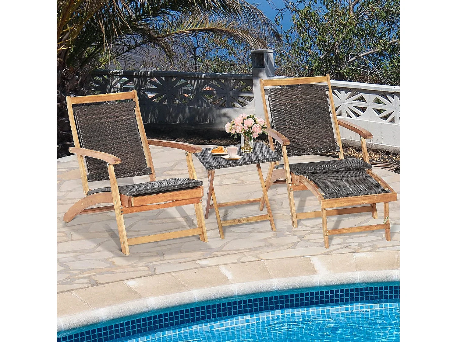 Chaise Longue en Rotin avec Table d'Appoint, Fibre naturelle et Bois d'Acacia Certifié FSC avec Repose-Pied Rétractable et Accoudoirs Charge 160KG, Bain de Soleil avec Table d'Appoint Carré Pliable Extérieur