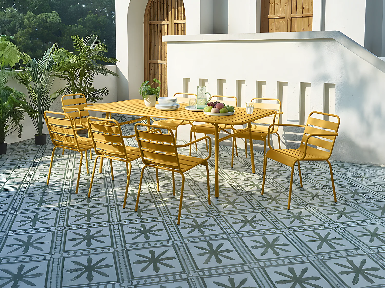 Table de jardin L.160 cm en métal - Jaune moutarde - MIRMANDE de MYLIA