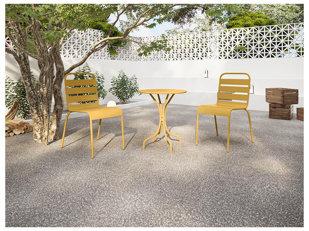 Tuineethoek van metaal - Een tafel D60 cm en 2 opstapelbare stoelen - Mosterdgeel - MIRMANDE