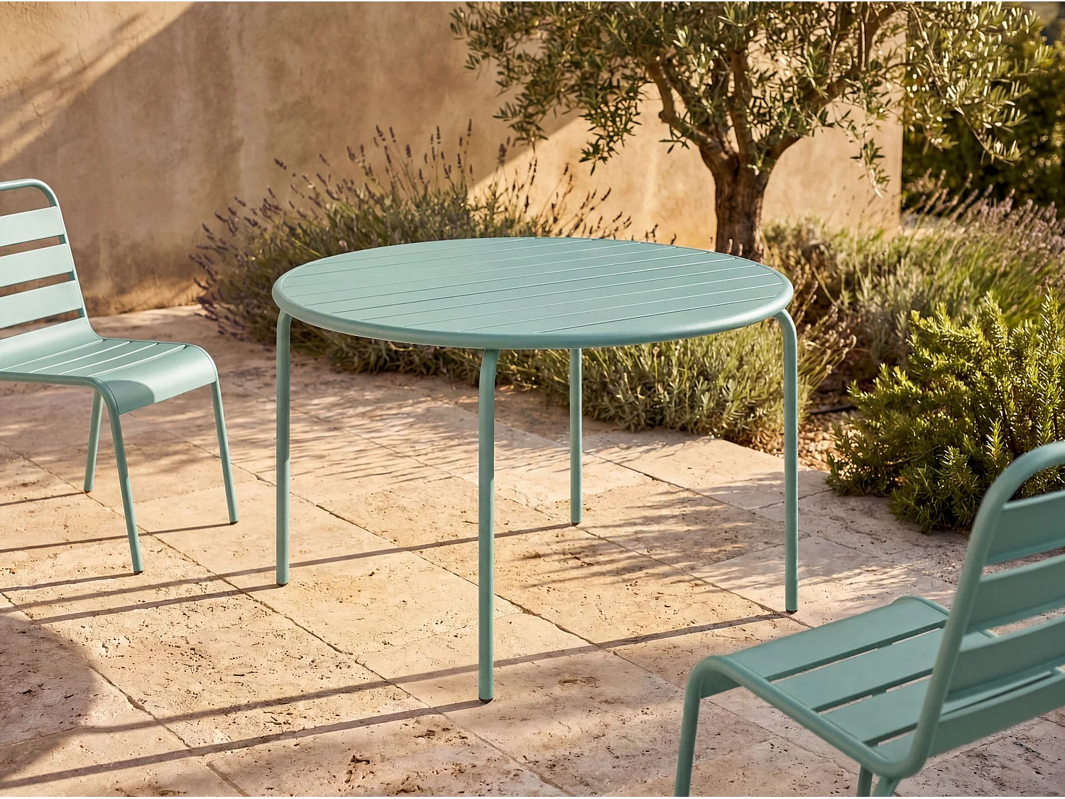 Round garden table D.130 cm in metal - Almond green - MIRMANDE by MYLIA