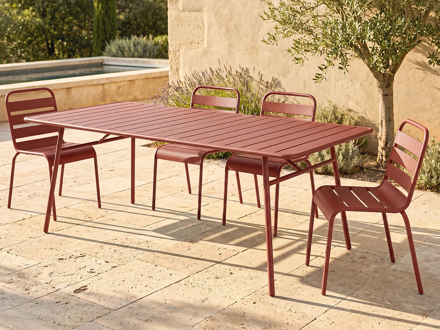 Tuintafel D200 cm van metaal - Terracotta - MIRMANDE van MYLIA