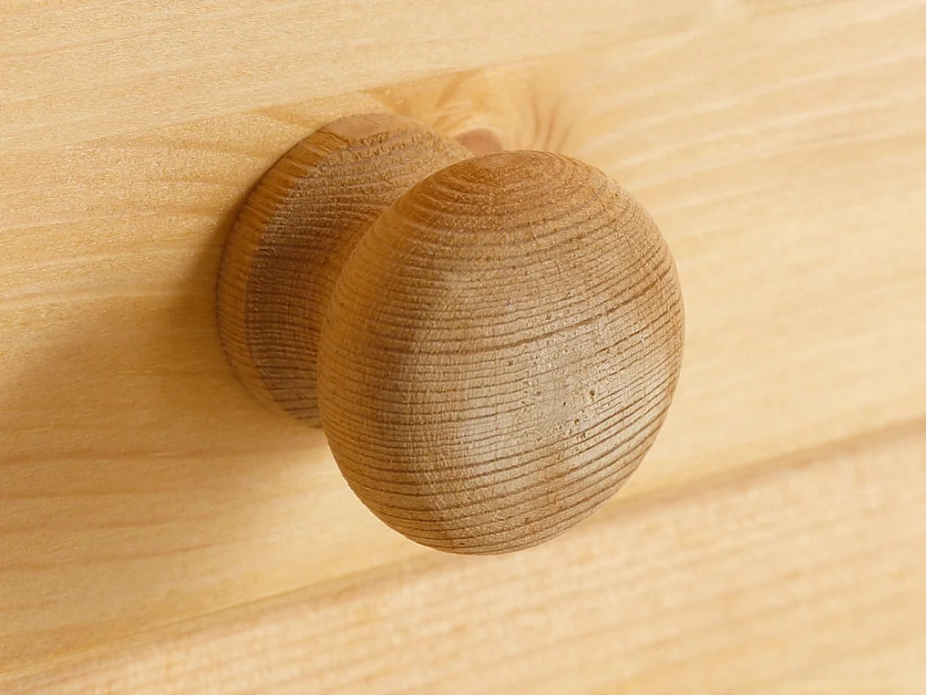 Lisa | Credenza a tre ante in legno di pino massiccio