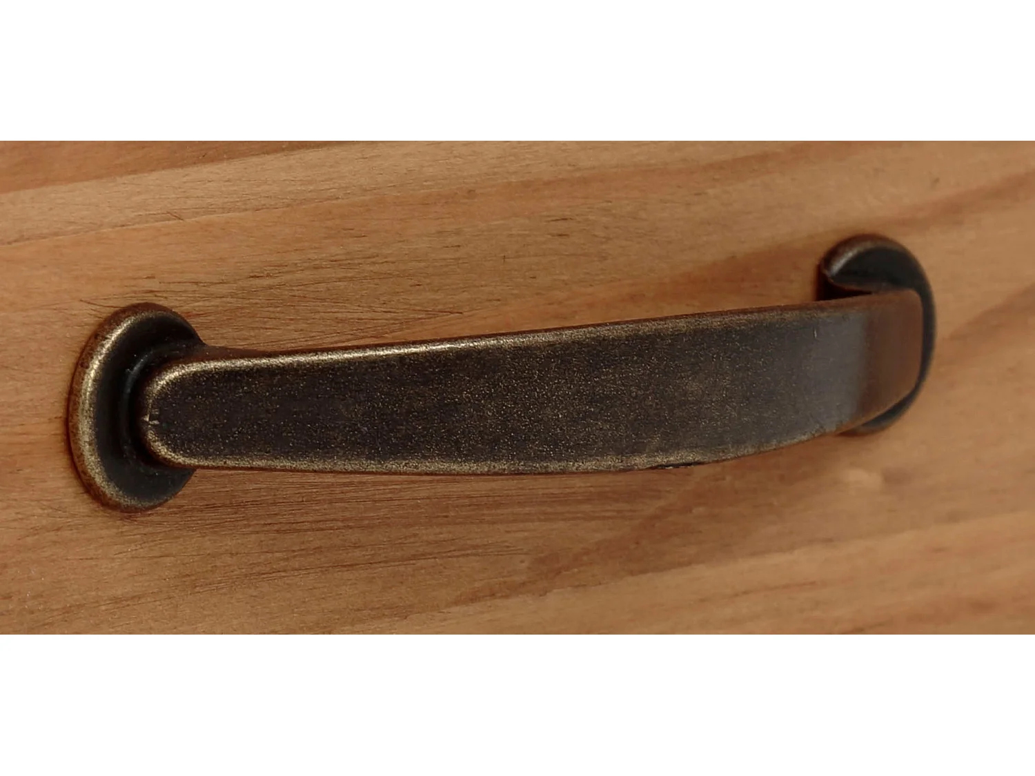 Selma|Vitrine avec 2 portes et 1 tiroir en pin vert