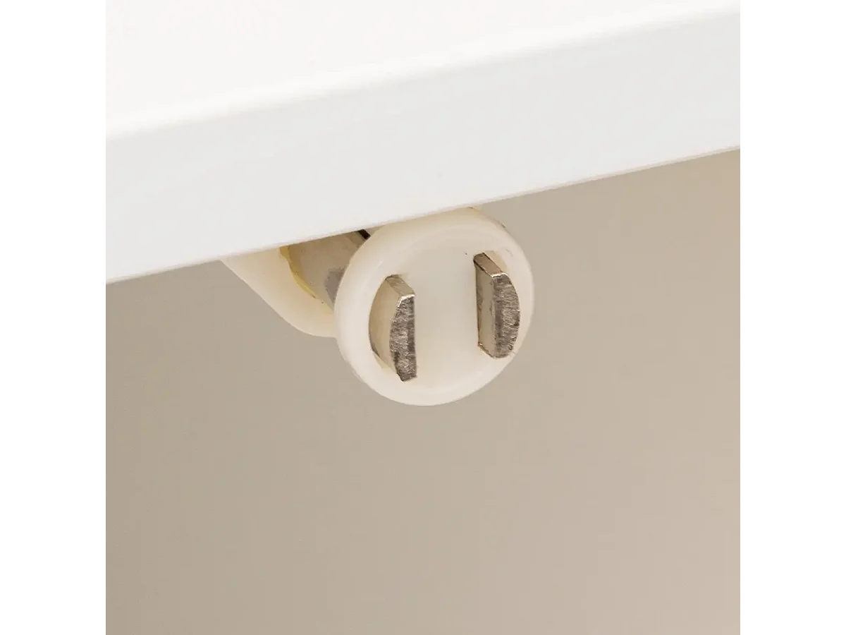 Meuble bas avec une porte en panneau de particules coloris blanc/naturel