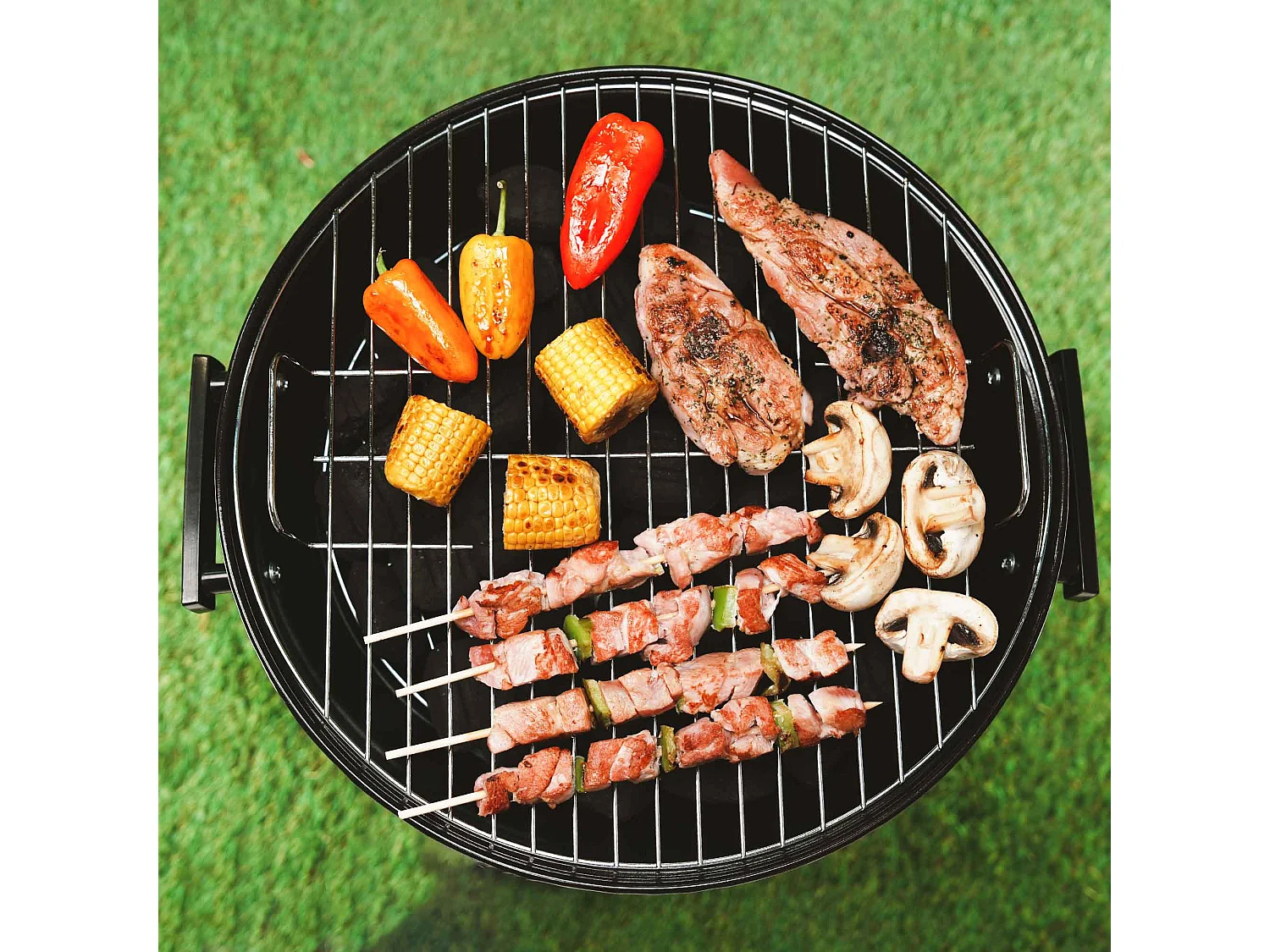 Barbecue au Charbon à Roulettes Kekai Michigan 46x44x70 cm Couvercle, Clapets et Cendrier Amovible Couleur Noir