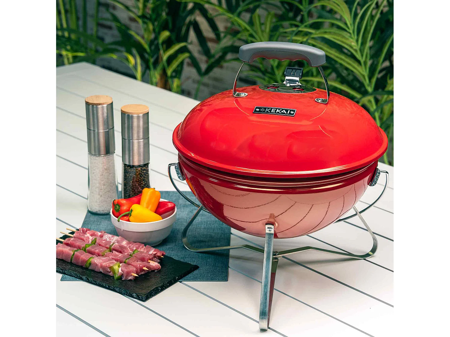Barbecue a Carbone Portatile da Tavolo Kekai Tahoe 37x37x44 cm Coperchio con Sistema di Trasporto e Bloccaggio Smaltato Rosso