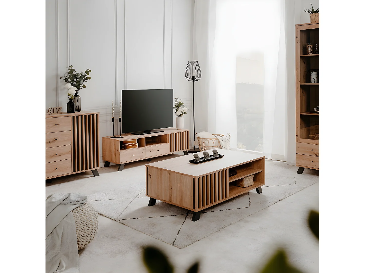 Mobile TV con 1 anta, 2 cassetti e 2 nicchie, decorazione artigianale in rovere, L 138 cm - Lublino