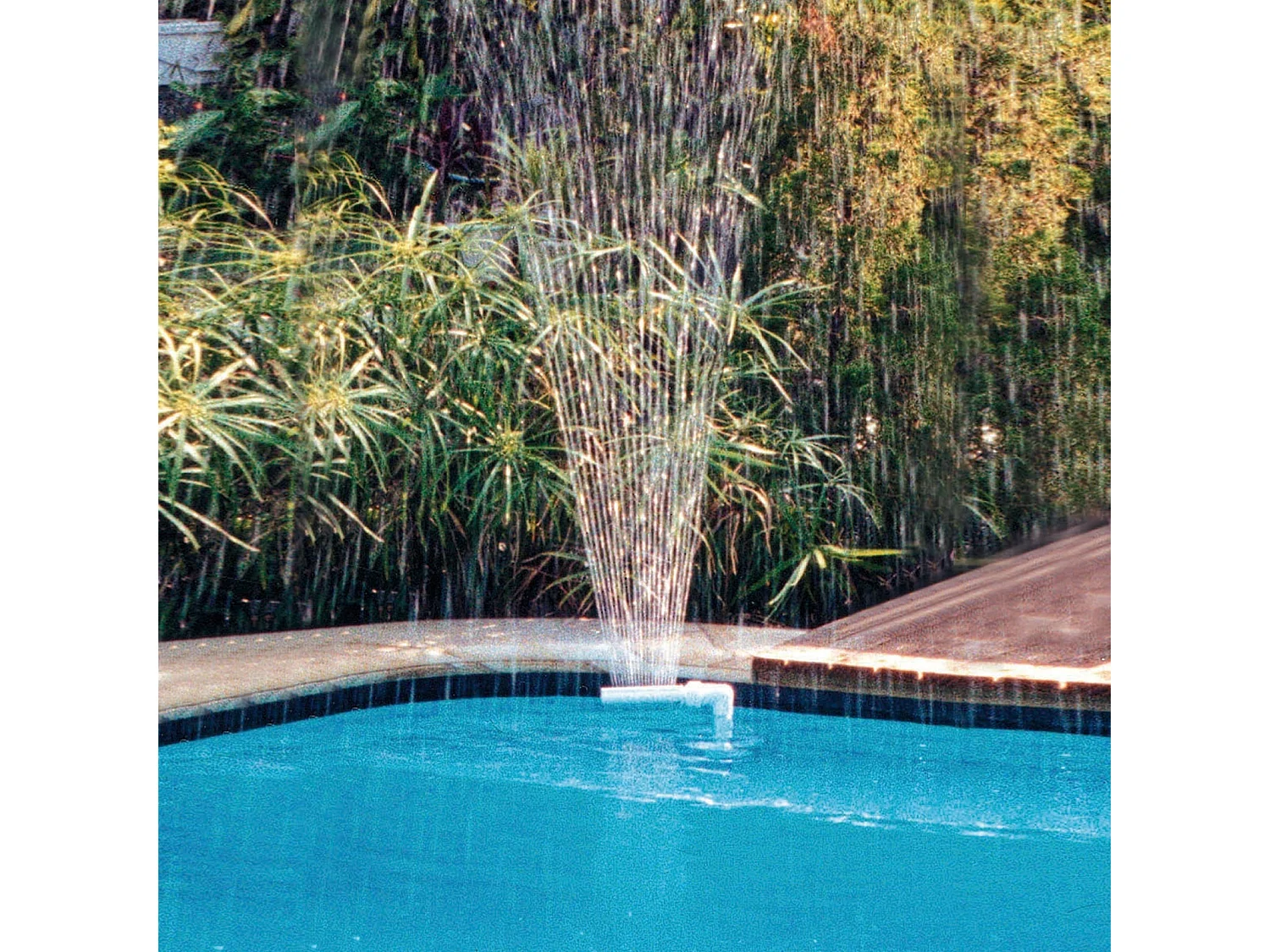 Fuente para Piscina Kokido Waterfall con Efecto Cascada y Regulador de Presión