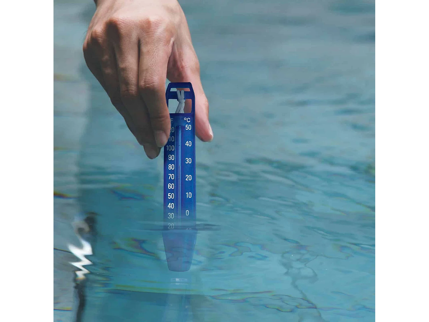 Termometro per Piscina Kokido Blu Grande Galleggiante con Corda Controllo Temperatura in Fahrenheit e Celsius