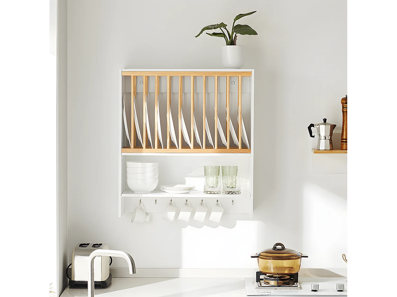 SoBuy KCR09-W Porte-Assiettes Murale Meuble de Rangement d'Assiettes Mural Etagère à Epices Etagere  - avec 1 étagère supplémentaire et 7 Crochets