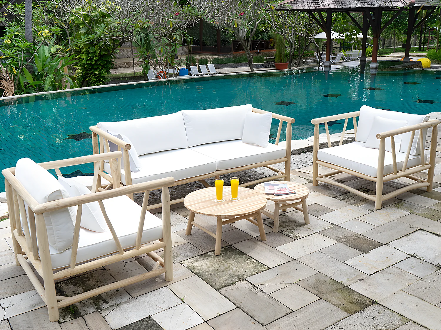 Divano da giardino 3 posti con cuscini Teak Naturale chiaro e Bianco - TULUM